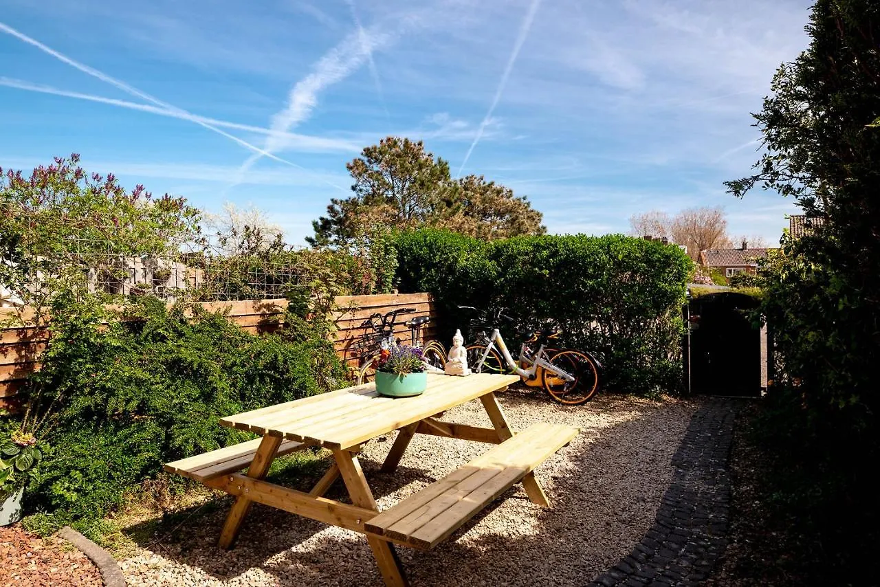 Amsterdam Beach Apartment 9, Private Garden Zandvoort 0*,