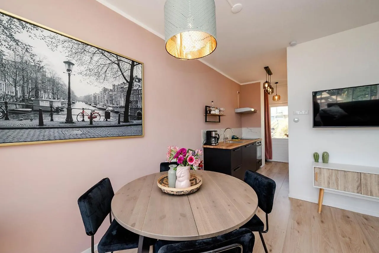 Amsterdam Beach Apartment 9, Private Garden Zandvoort